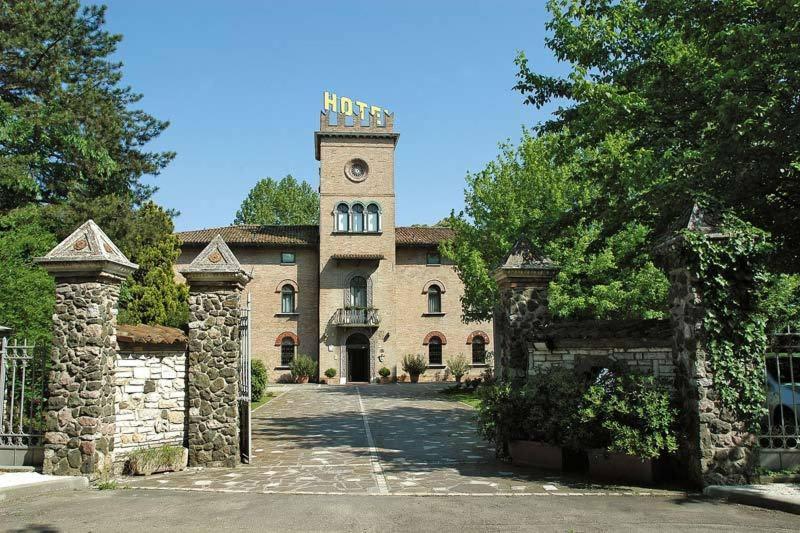 Hotel Castello 3*