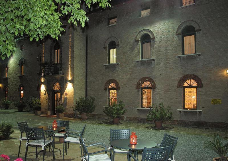 Hotel Castello 3*